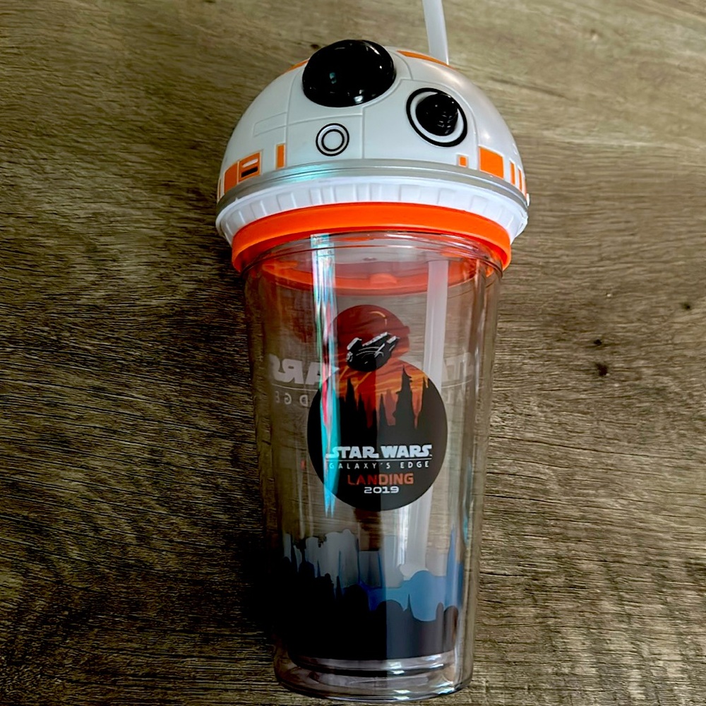 *2* (two cups) Walt Disney World (FL) Star Wars drink cups